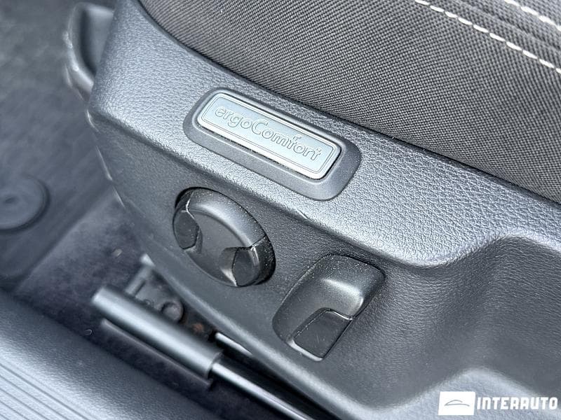 Volkswagen Passat 2018 — Миниатюра 13