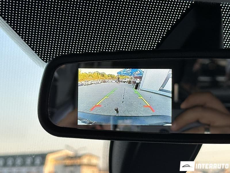 Ford Tourneo Connect 2018 — Миниатюра 11