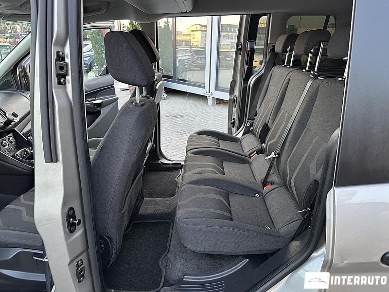 Ford Tourneo Connect 2018 — Миниатюра 12