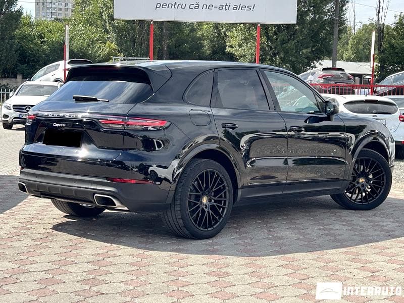 Porsche Cayenne 2019 — Миниатюра 2