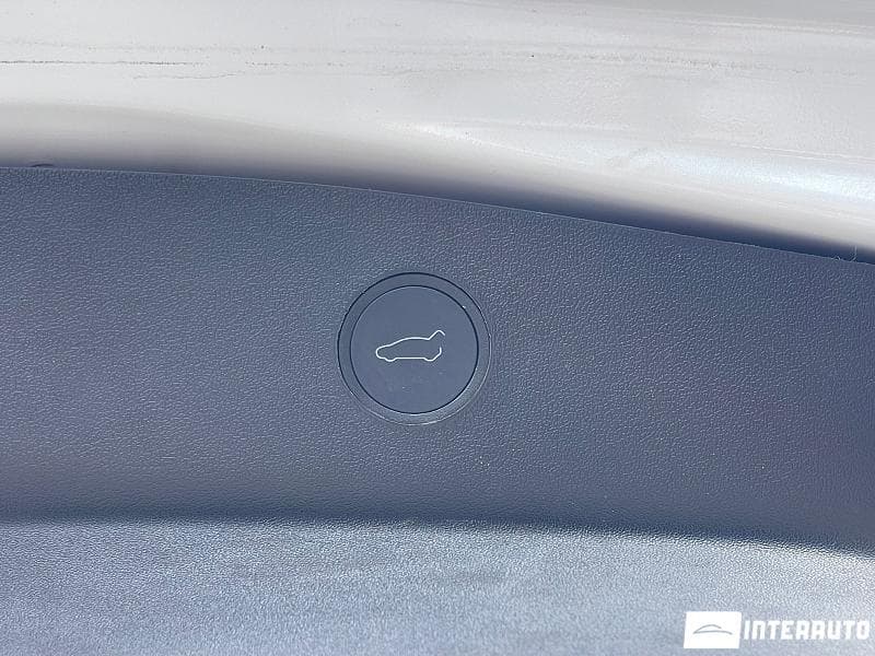 Tesla Model 3 2022 — Миниатюра 20