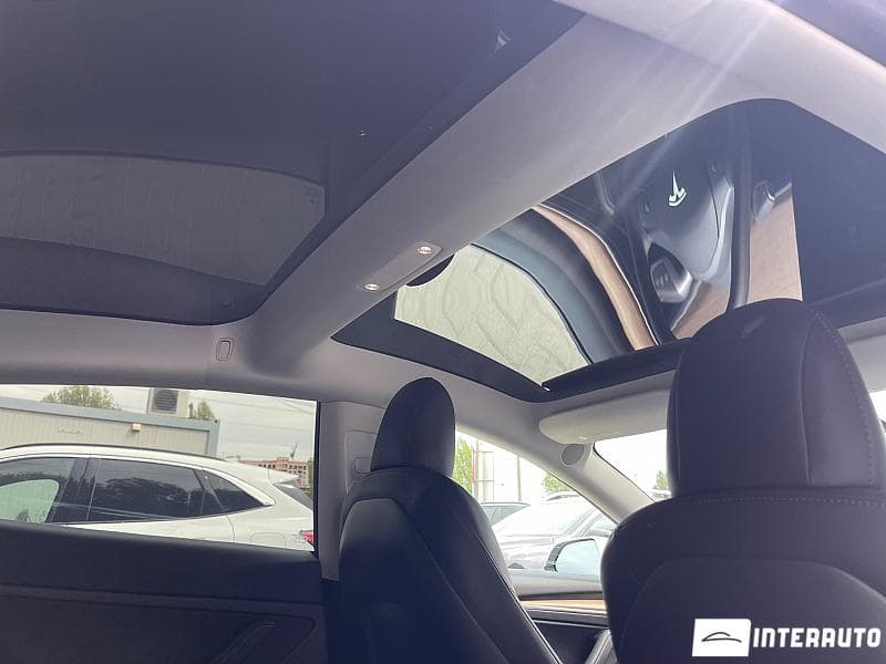 Tesla Model 3 2022 — Миниатюра 15