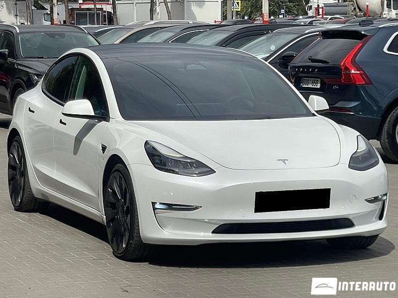 Tesla Model 3 2022 — Миниатюра 3