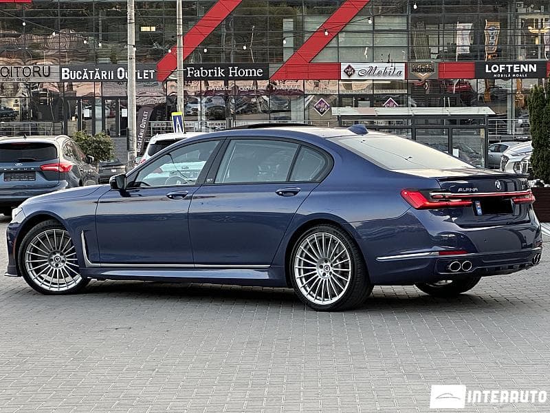 BMW 750 2019 — Миниатюра 4