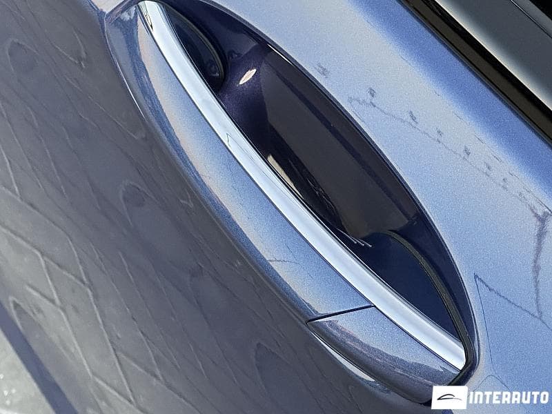 BMW 750 2019 — Миниатюра 18