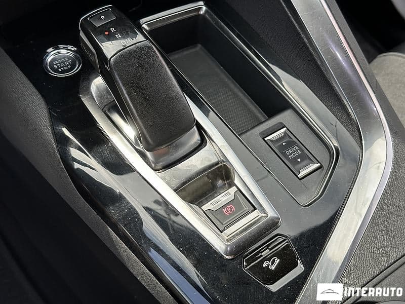 Peugeot 3008 2021 — Миниатюра 11