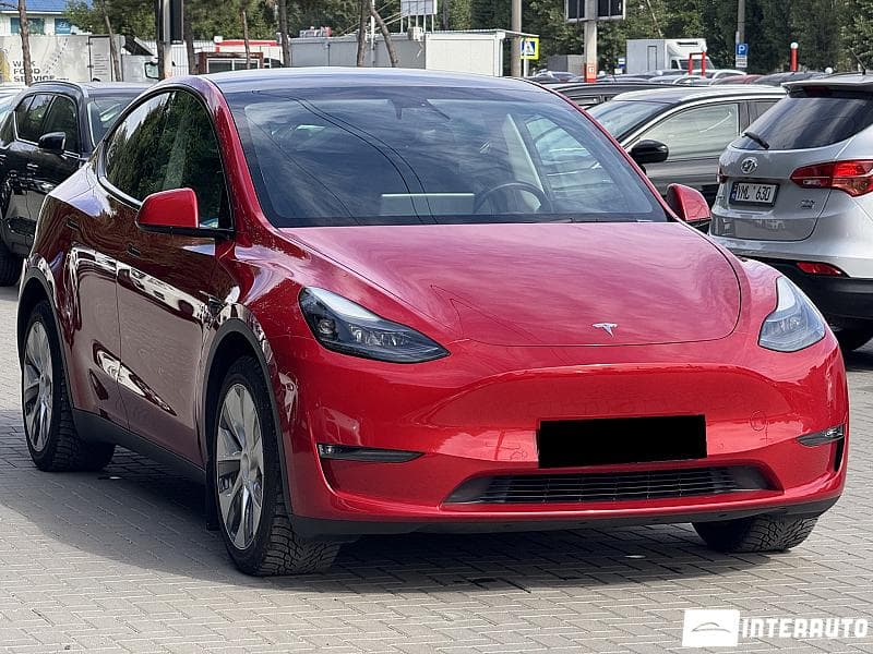 Tesla Model Y 2021 — Миниатюра 3