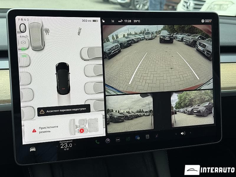 Tesla Model Y 2021 — Миниатюра 11