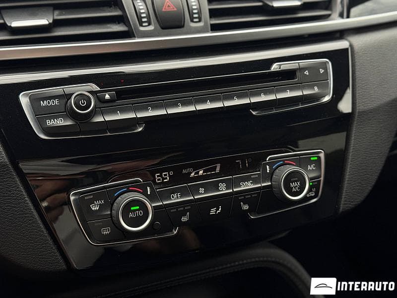 BMW X1 2.8i 2018 — Миниатюра 11