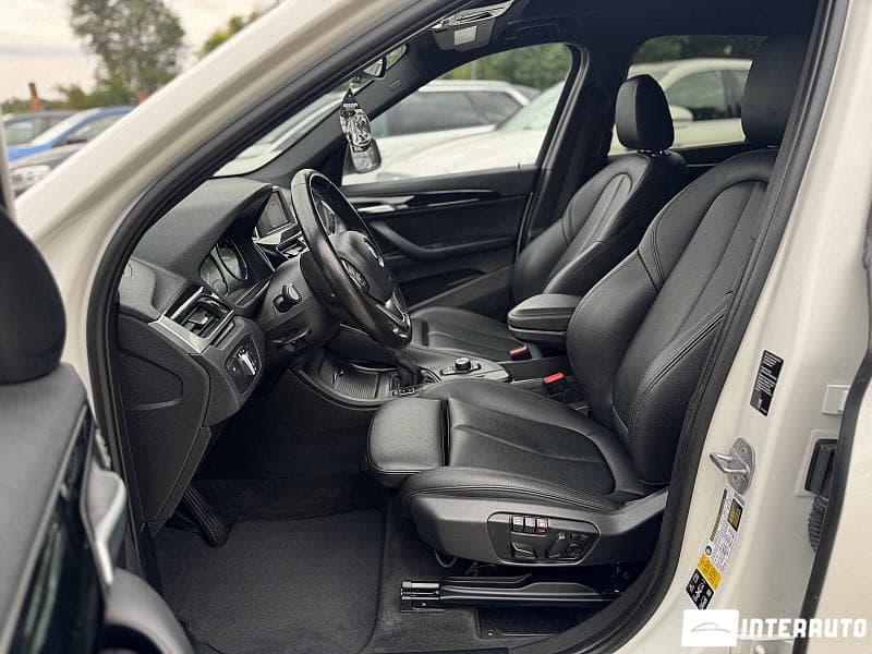 BMW X1 2.8i 2018 — Миниатюра 5