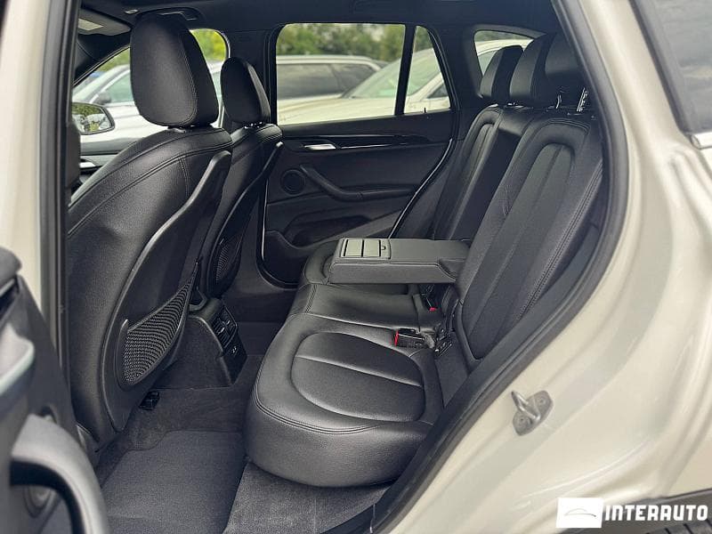 BMW X1 2.8i 2018 — Миниатюра 13