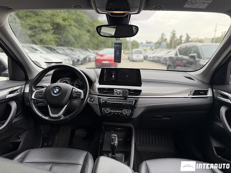 BMW X1 1.6D 2020 — Миниатюра 10