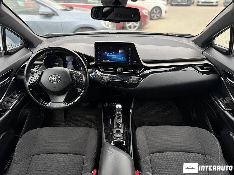 Toyota C-HR 2018 — Миниатюра 6