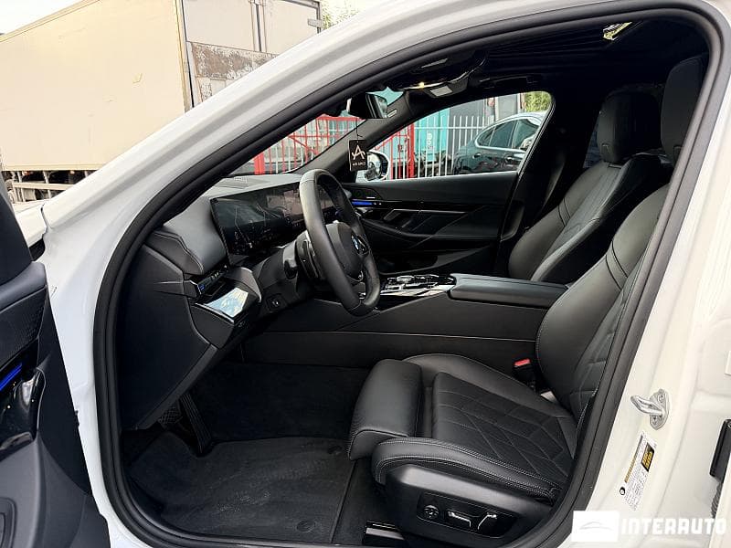 BMW 530 2024 — Миниатюра 5