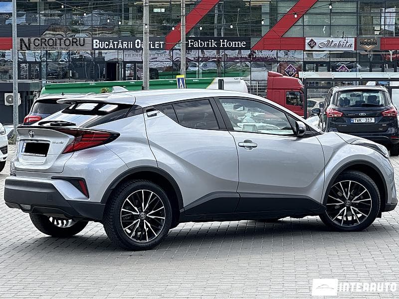 Toyota C-HR 2023 — Миниатюра 3