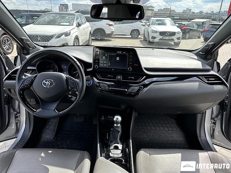 Toyota C-HR 2023 — Миниатюра 6