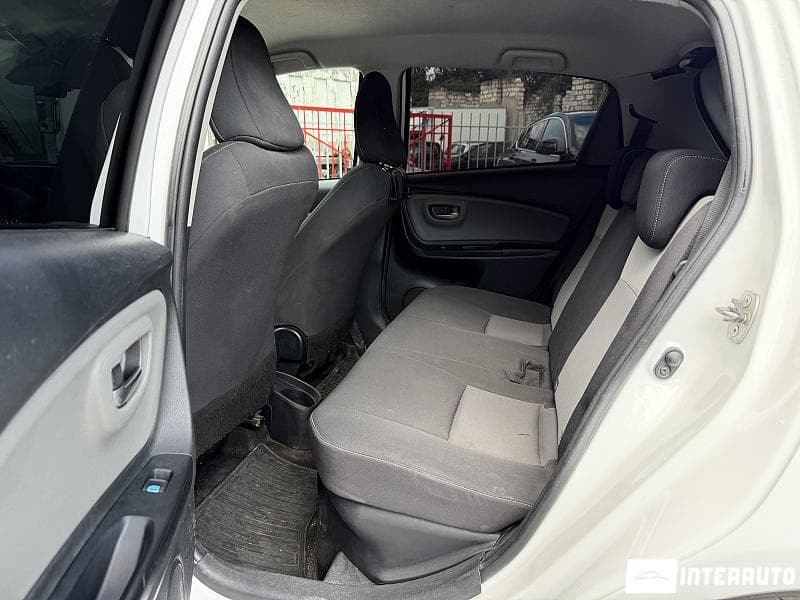 Toyota Yaris 2017 — Миниатюра 6