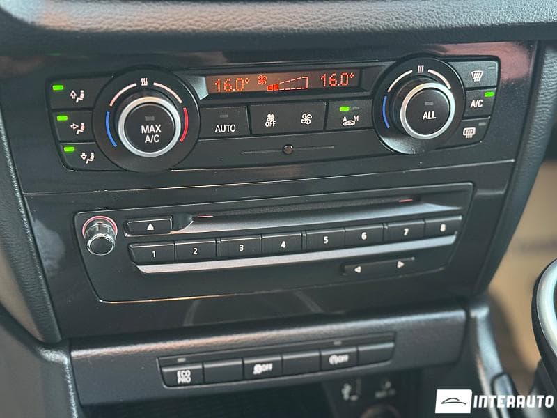 2013 BMW X1 2.0D — Miniatură 14