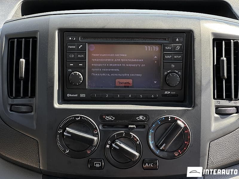 Nissan NV200 2011 — Миниатюра 9