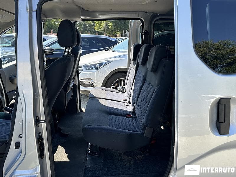 Nissan NV200 2011 — Миниатюра 13