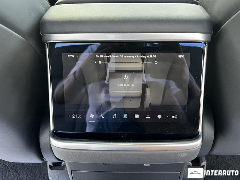 Tesla Model X 2022 — Миниатюра 10