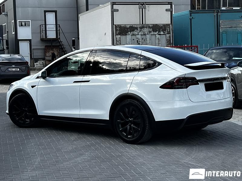Tesla Model X 2022 — Миниатюра 14