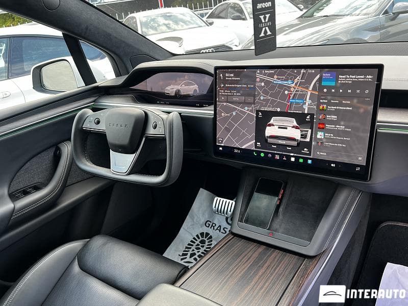 Tesla Model X 2022 — Миниатюра 7