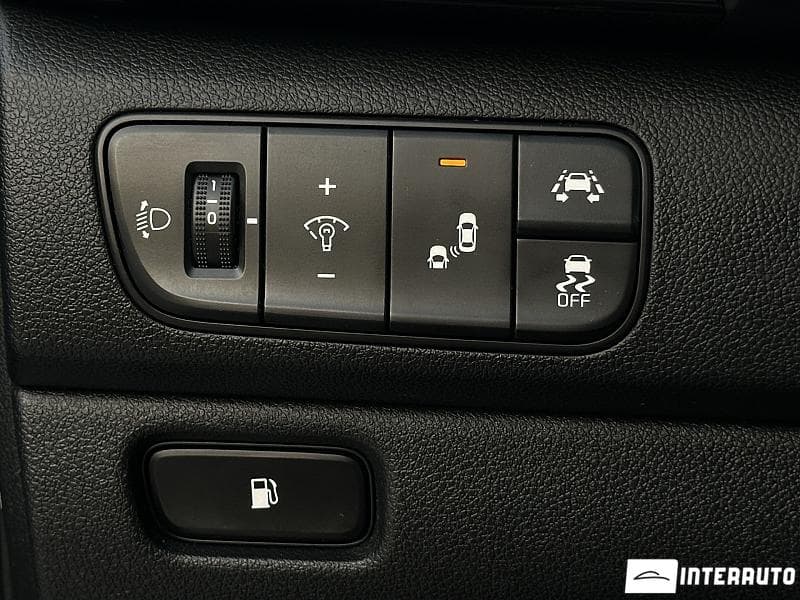 Kia Niro 2016 — Миниатюра 18