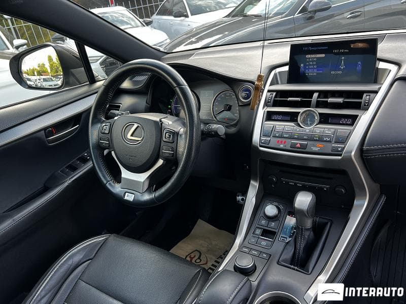 2014 Lexus NX 300H — Miniatură 6