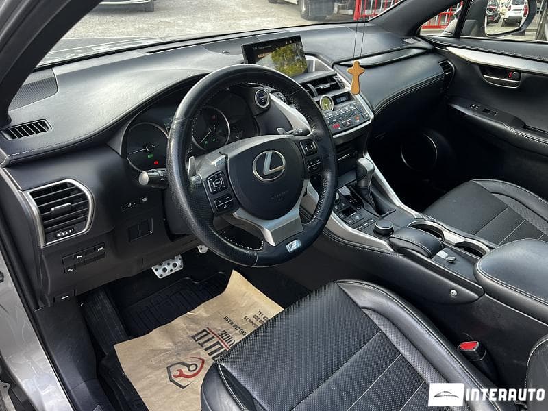 2014 Lexus NX 300H — Miniatură 5