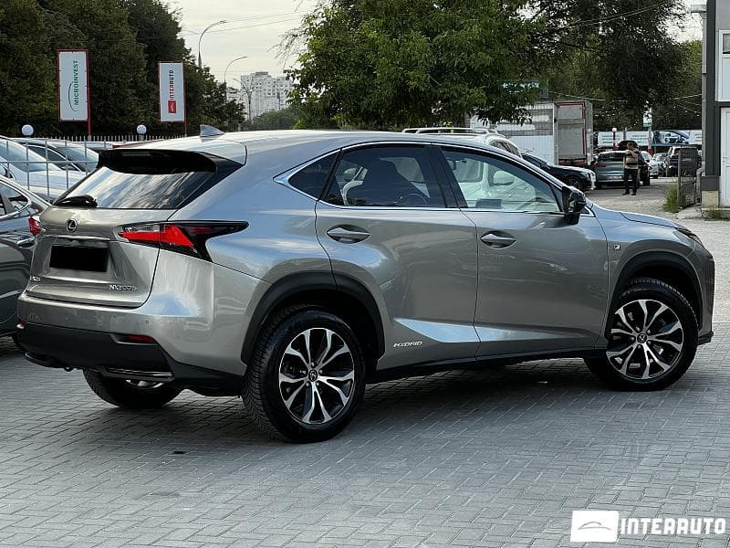 2014 Lexus NX 300H — Miniatură 2