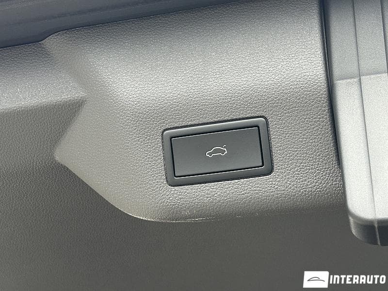 Volkswagen Multivan 2023 — Миниатюра 24