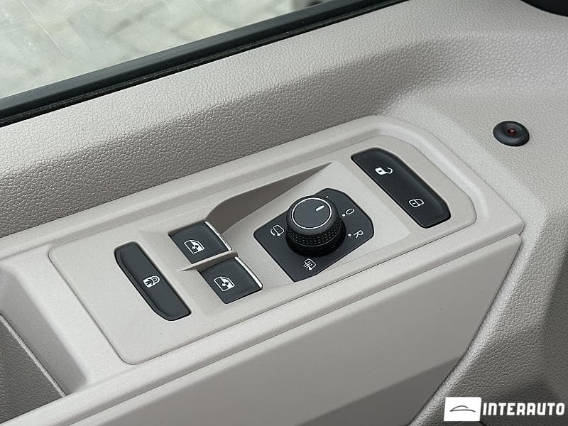 Volkswagen Multivan 2023 — Миниатюра 20