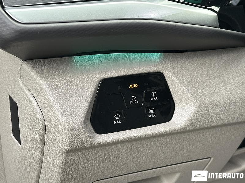 Volkswagen Multivan 2023 — Миниатюра 21
