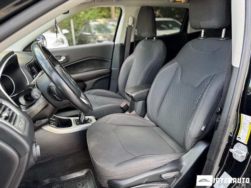 Jeep Compass 2018 — Миниатюра 6