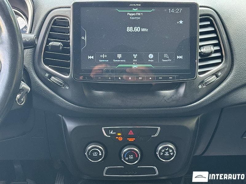 Jeep Compass 2018 — Миниатюра 12