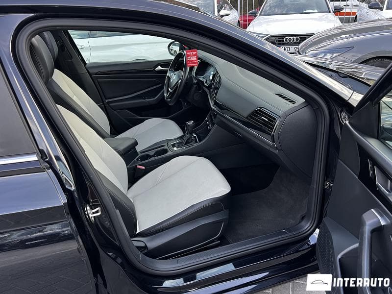 Volkswagen Jetta 2018 — Миниатюра 6