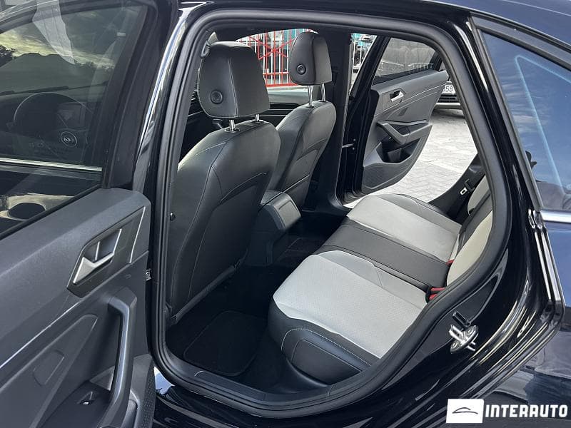 Volkswagen Jetta 2018 — Миниатюра 15