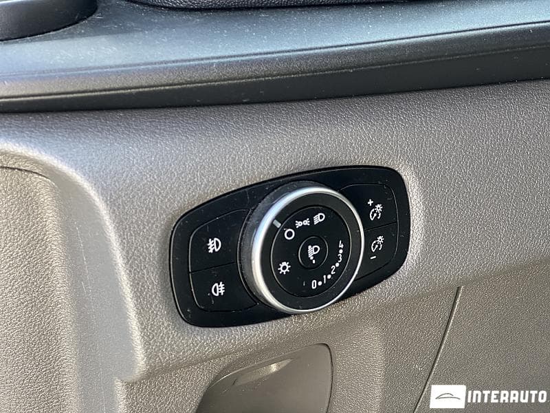 Ford Transit 2018 — Миниатюра 17