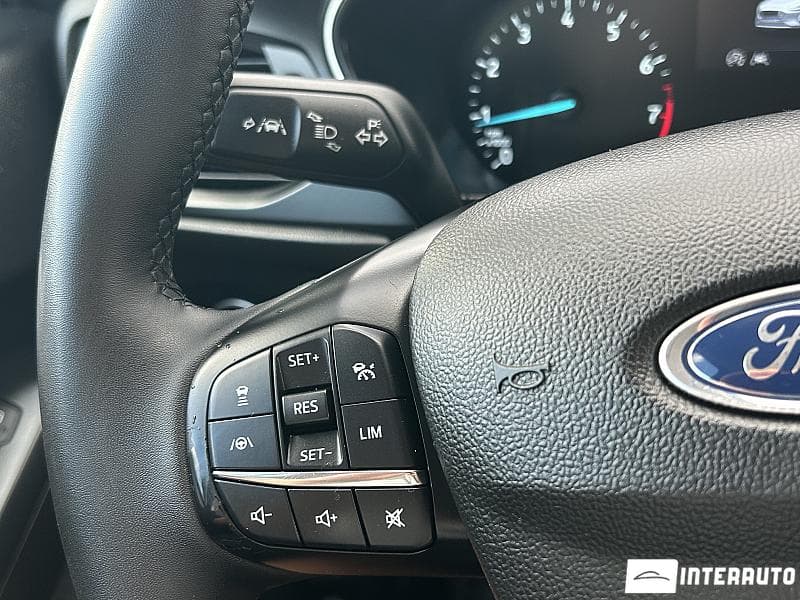 2021 Ford Focus — Miniatură 9