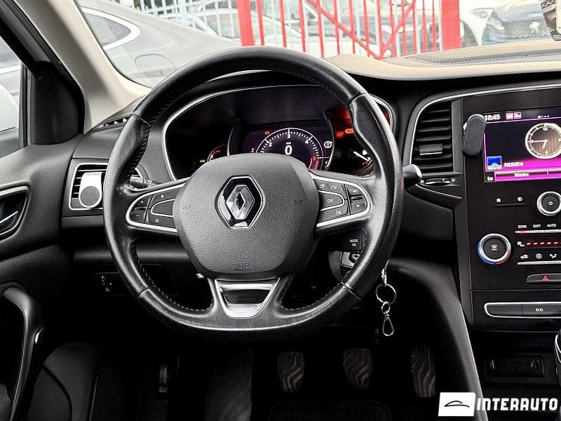 2018 Renault Megane — Miniatură 10