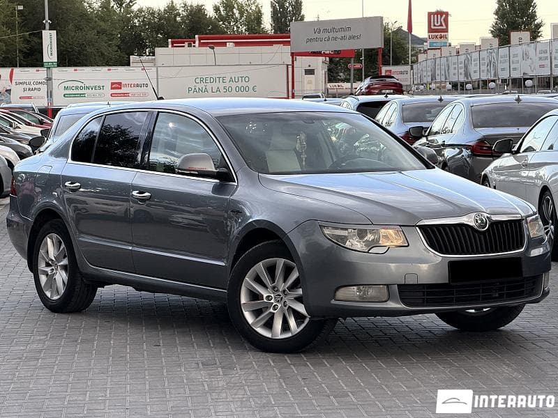 2009 Skoda Superb — Miniatură 4