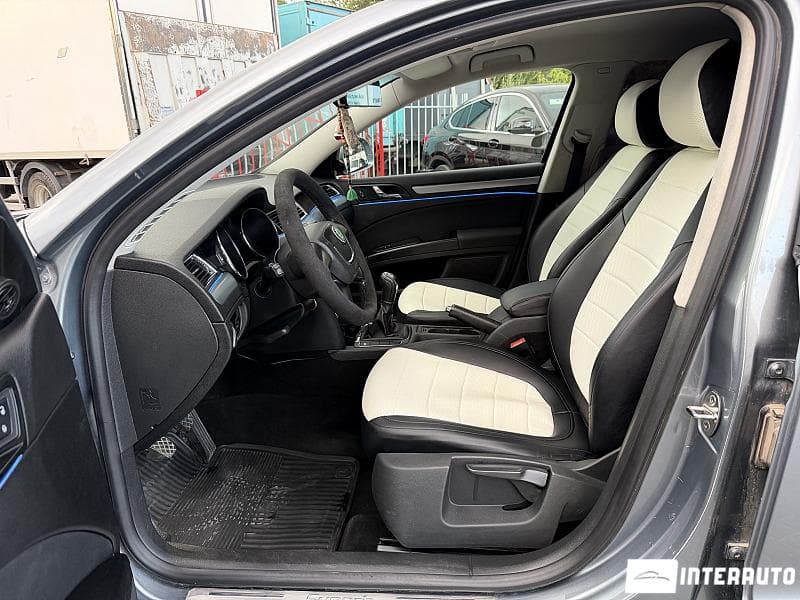 2009 Skoda Superb — Miniatură 5