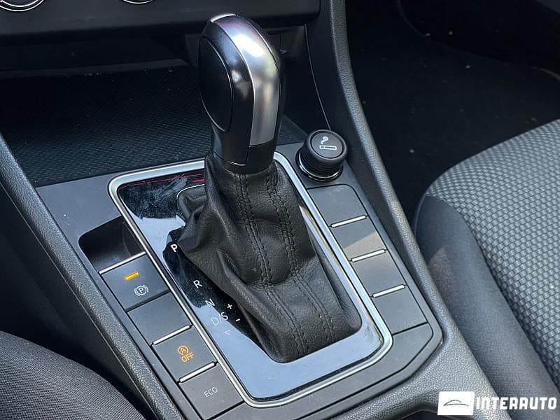2020 Volkswagen Jetta — Miniatură 14
