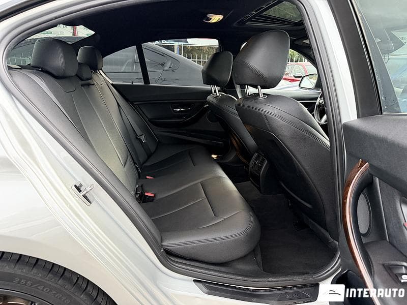 2016 BMW 320 — Miniatură 14