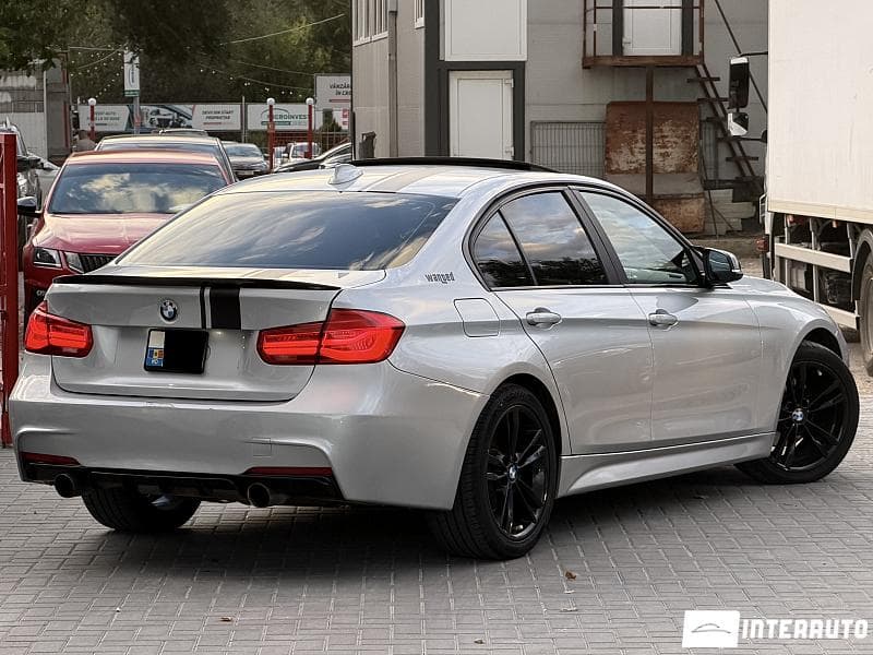 2016 BMW 320 — Miniatură 2
