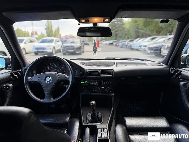 BMW 520 1994 — Миниатюра 10