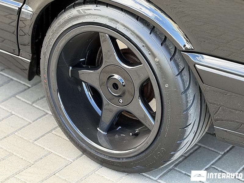 BMW 520 1994 — Миниатюра 20