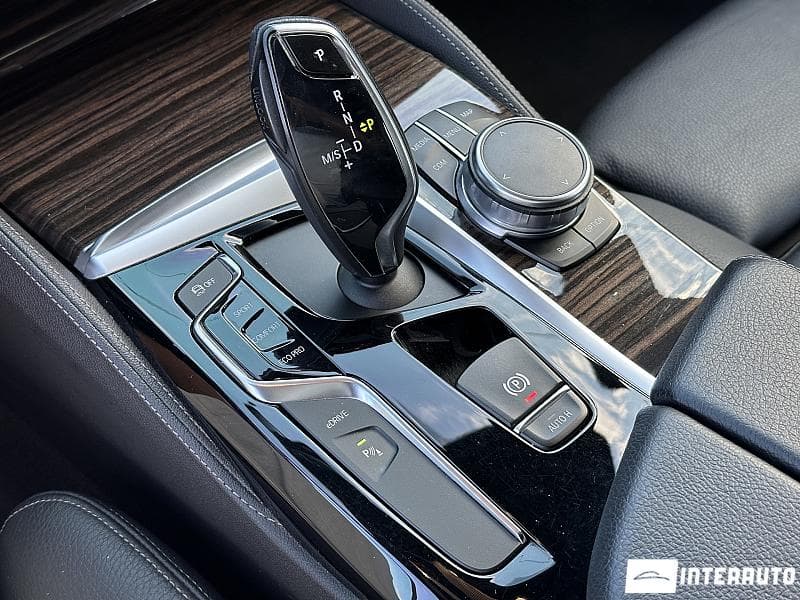 BMW 530e 2018 — Миниатюра 12