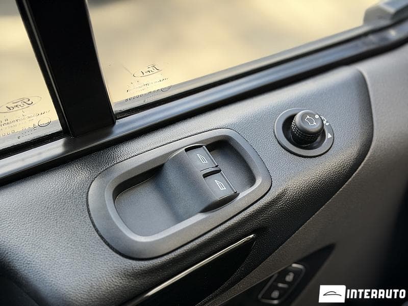 Ford Transit 2019 — Миниатюра 6
